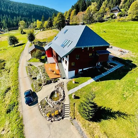 Hotel Rotmeerhaus
